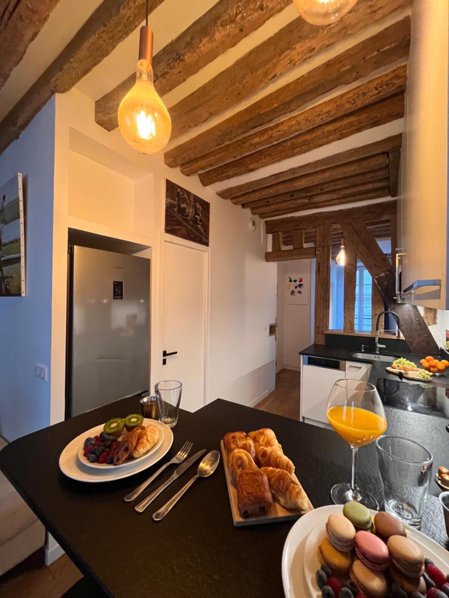 Appartement A Saint-Paul En Plein Coeur Du Marais 4 Pers Παρίσι Εξωτερικό φωτογραφία